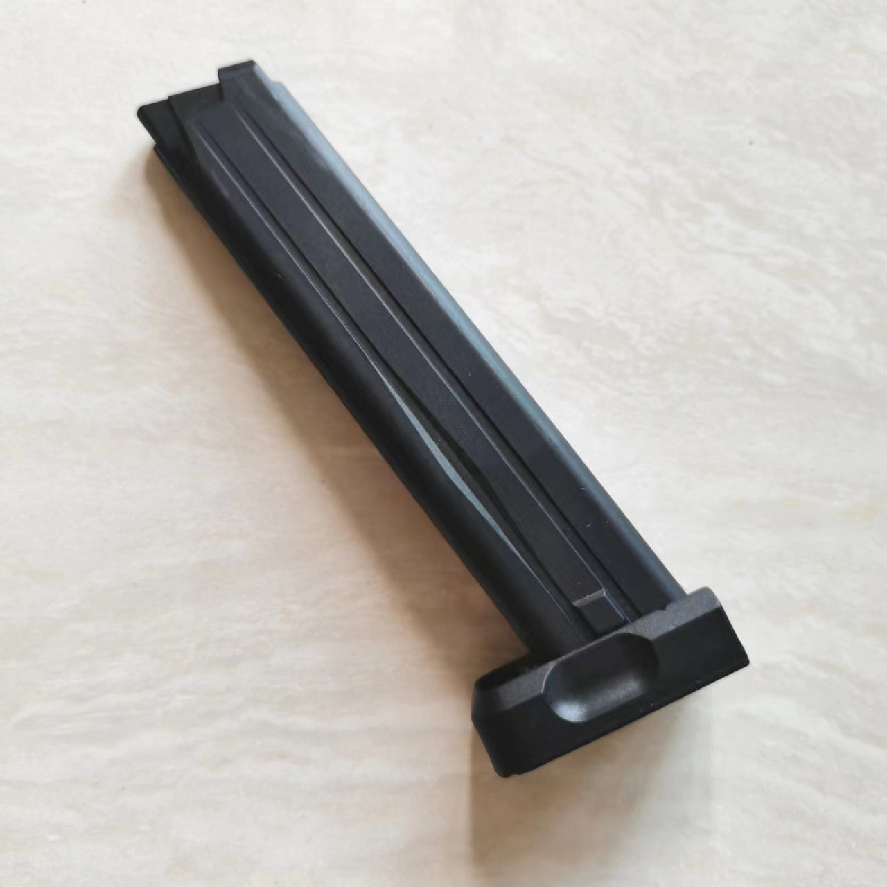 Combat Master 2011 Auto Shell Ejecting Blowback Toy