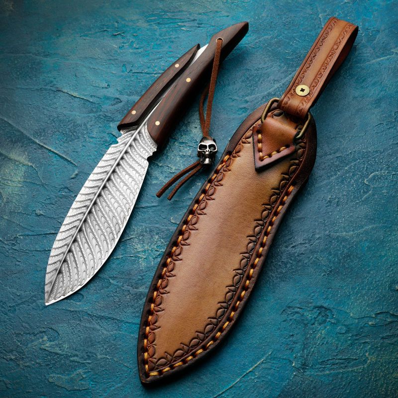 Damascus Steel Feather Pattern Knife